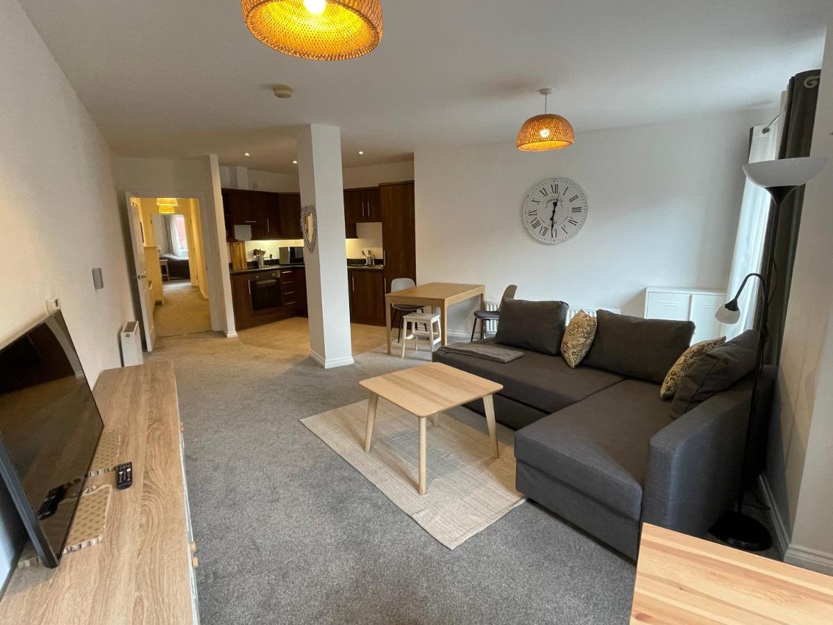 Saint Annes Square - Luxury One Bedroom Apartment, Belfast City Centre Dış mekan fotoğraf