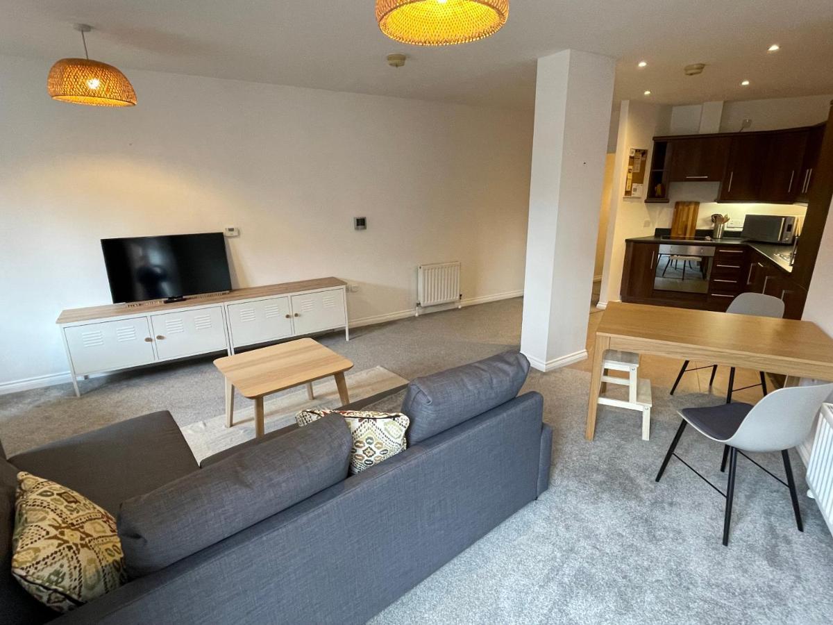 Saint Annes Square - Luxury One Bedroom Apartment, Belfast City Centre Dış mekan fotoğraf